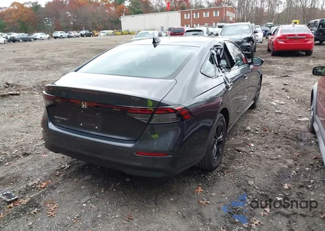 2025 Honda Accord Se z USA, uszkodzony, nr VIN 1HGCY1F43SA022482